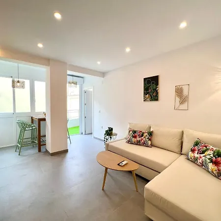 アパート Malagueta Ii & Private Terrace By Ele